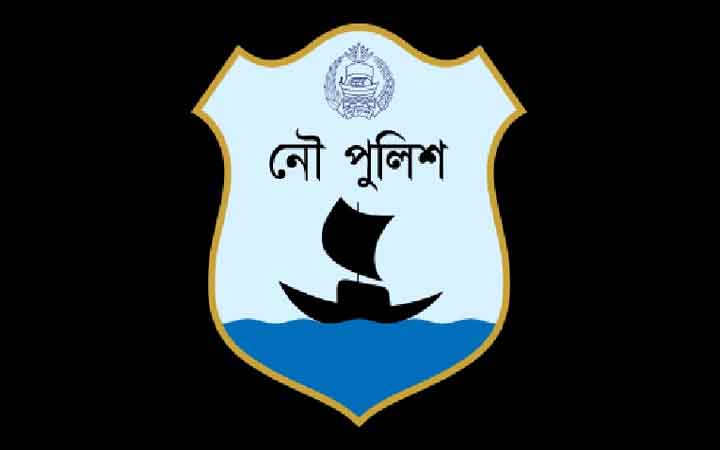 মেঘনায় ট্রলারডুবিতে পুলিশ কনস্টেবল পরিবারসহ নিখোঁজ